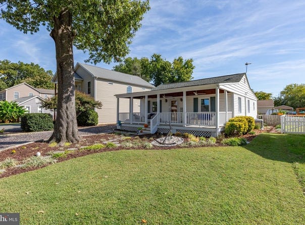 728 MARSHALL AVE, COLONIAL BEACH, VA 22443