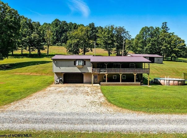 650 Sam Cavins Road, West Union, WV 26456