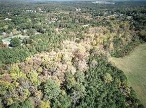 Center Road, Cartersville, GA 30121