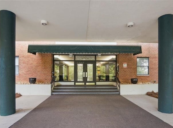 2965 Pharr Court S NW, Atlanta, GA 30305