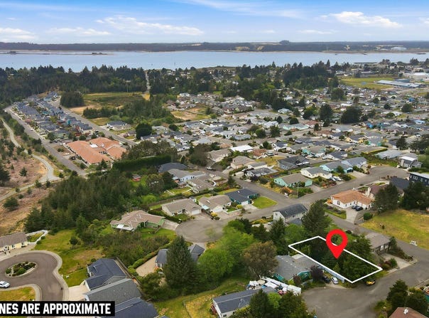 Zanna Pl, CoosBay, OR 97420