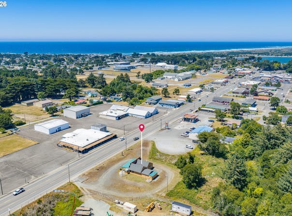 1455 OREGON Ave, Bandon, OR 97411