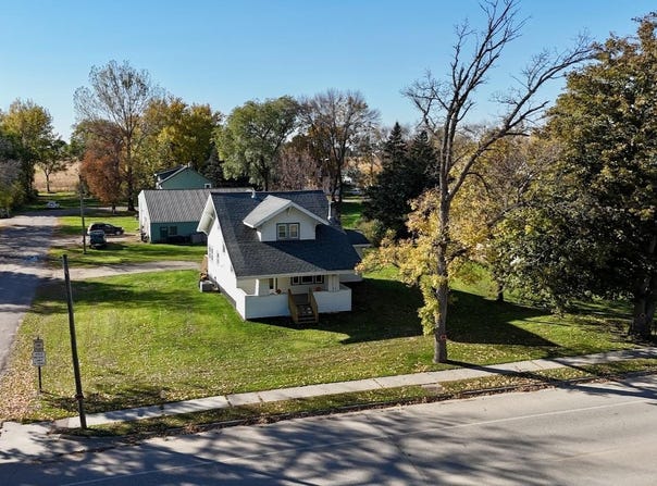 606 Minnesota Avenue, Wendell, MN 56590