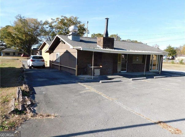 1238 US 41 N, Calhoun, GA 30701