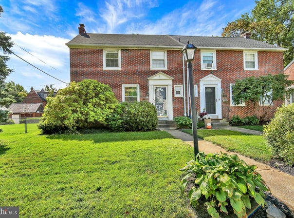 912 PLEASURE Road, LANCASTER, PA 17601