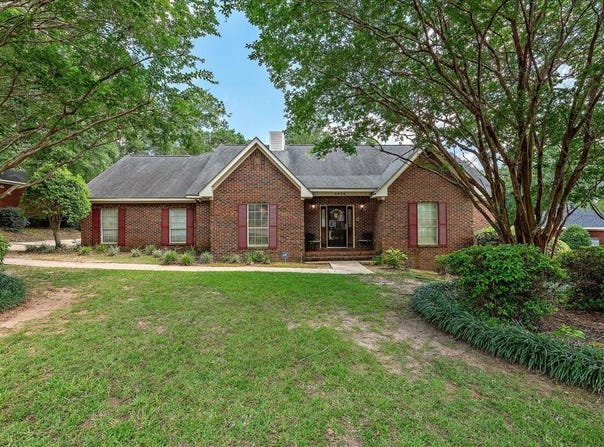 3636 Oak Ridge Ln, Dothan, AL 36303