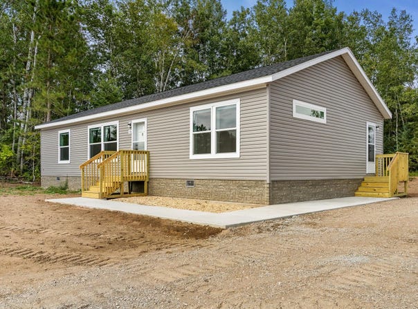 106 Eagle Drive, Sandstone, MN 55072