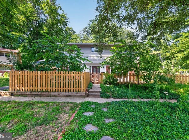 220 THISTLE DR, SILVER SPRING, MD 20901