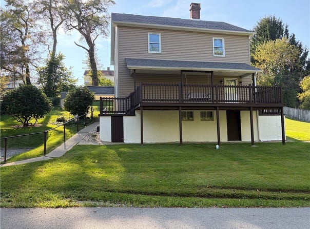 275 Maple St, Sewickley Twp, PA 15678