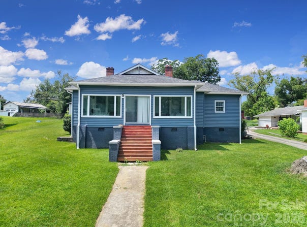 14 Argonne Avenue, Great Falls, SC 29055