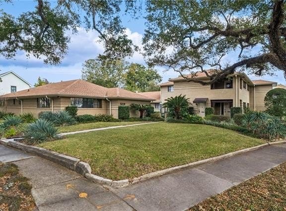 5231 ST CHARLES Avenue, New Orleans, LA 70115