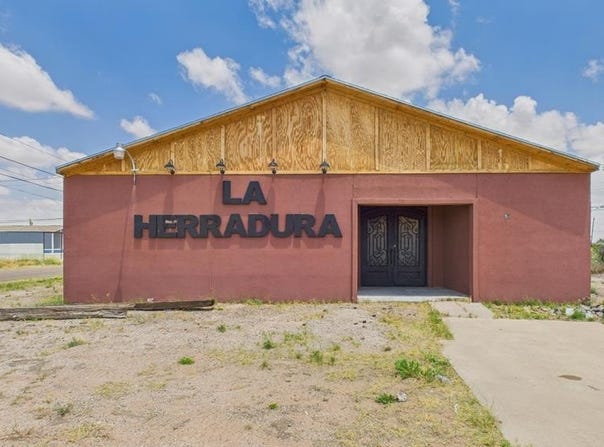 401 E A St, Monahans, TX 79756