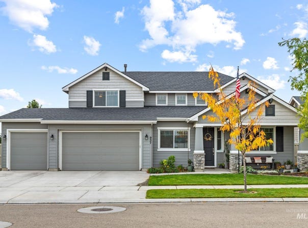937 Silver Springs St, Middleton, ID 83644