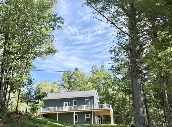 124 E Stager Lake Drive, Crystal Falls, MI 49920