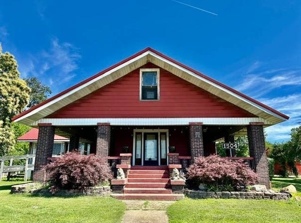 1504 E. Main St., Robinson, IL 62454