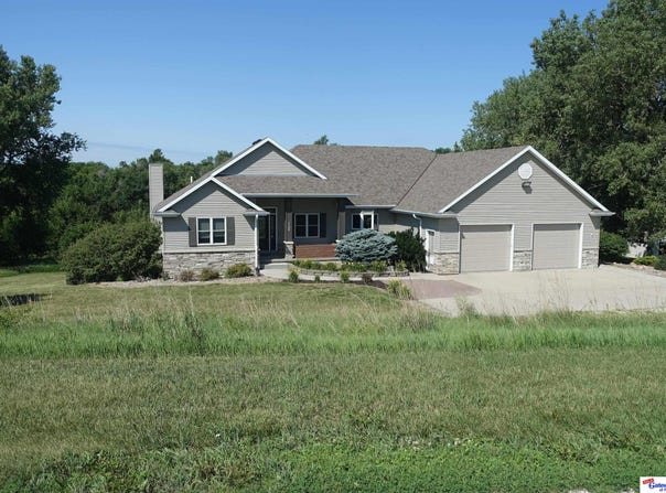 729 ARNEAL Road, North Bend, NE 68649
