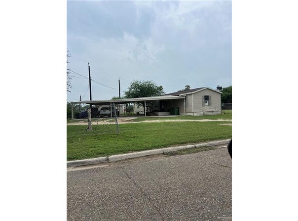 736 N 9th Place, Alamo, TX 78516