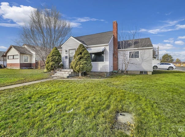 125 Shoup Ave W, Twin Falls, ID 83301