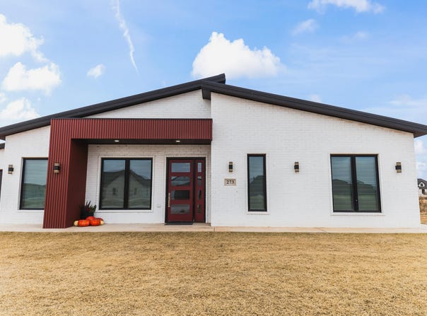 273 County Rd. 304 E, Seminole, TX 79360