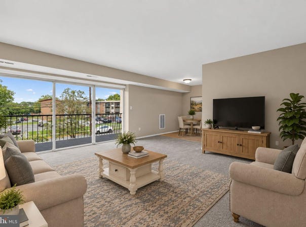 7611 FONTAINEBLEAU Drive, HYATTSVILLE, MD 20784