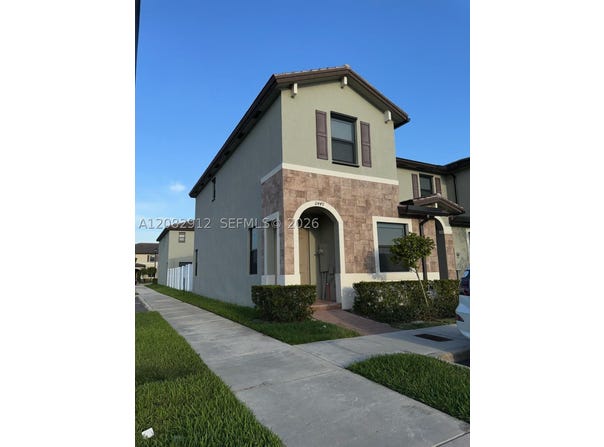 11449 W 34th Ln, Hialeah, FL 33018