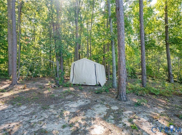 Mountain Hall Road, Crewe, VA 23930