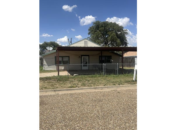 1913 E 16th Street, Lubbock, TX 79403