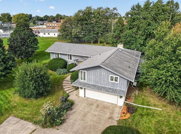 1515 Washington Drive, Vinton, IA 52349
