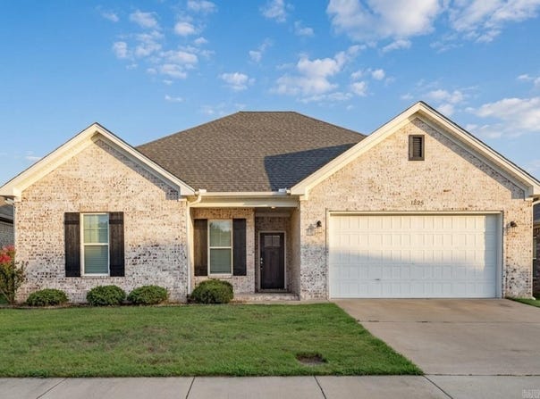 1525 Cherry Bark Drive, Conway, AR 72034