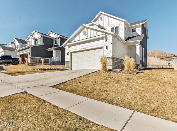 3381 E Stillwater Drive, Eagle Mountain, UT 84005