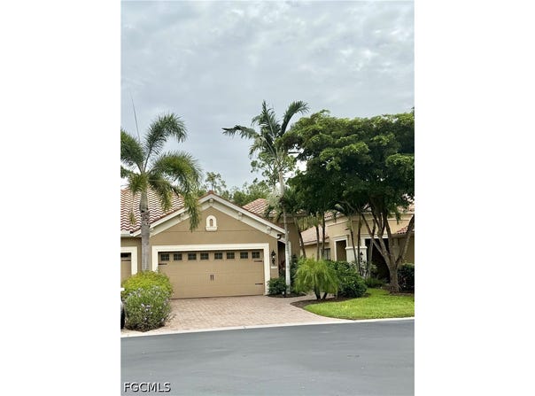 10088 Montevina Drive, Estero, FL 33928