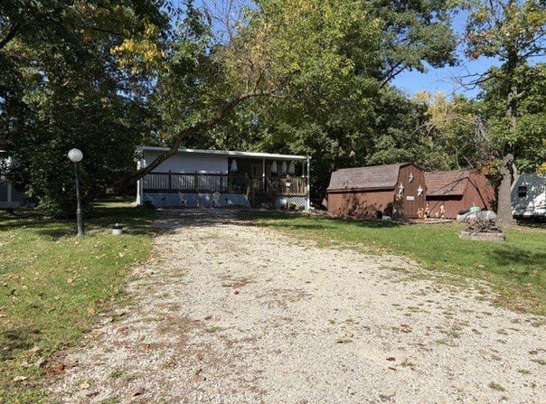 2795 E 28th Lot 552 Road, Seneca, IL 61360