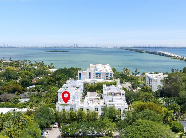 455 NE 39th St, Miami, FL 33137