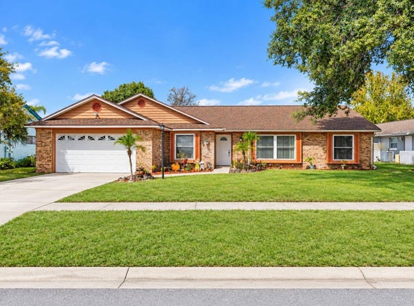 9445 LAKE DOUGLAS Place, ORLANDO, FL 32817