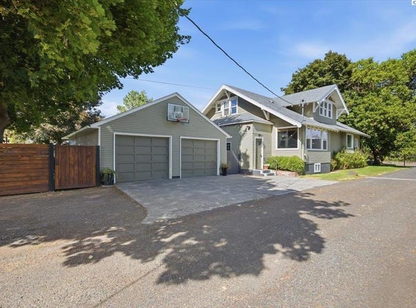 400 Coppei Ave., Waitsburg, WA 99361