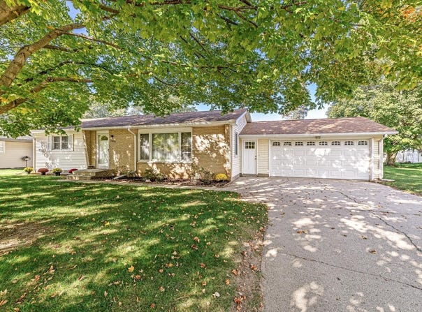 23255 Rebecca Drive, Elkhart, IN 46517