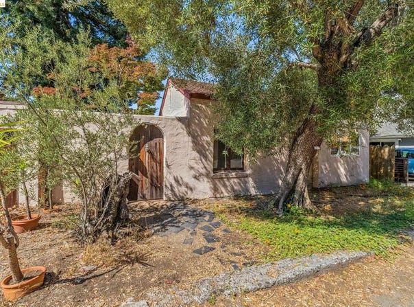 1466 Scenic Ave, Berkeley, CA 94708