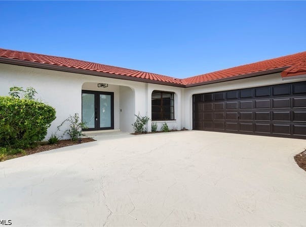 920 SE 16th Terrace, Cape Coral, FL 33990