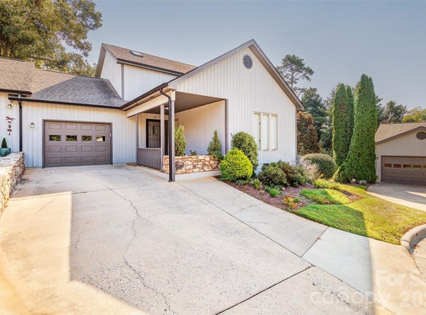 227 Kyfields Drive, Weaverville, NC 28787