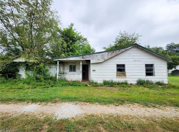 209 2nd St., Spencer, WV 25276