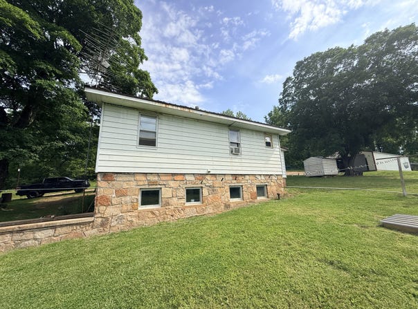 27930 Hwy B, Lincoln, MO 65338