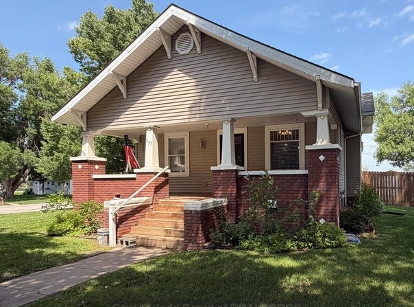 527 2nd Street, Hampton, NE 68843