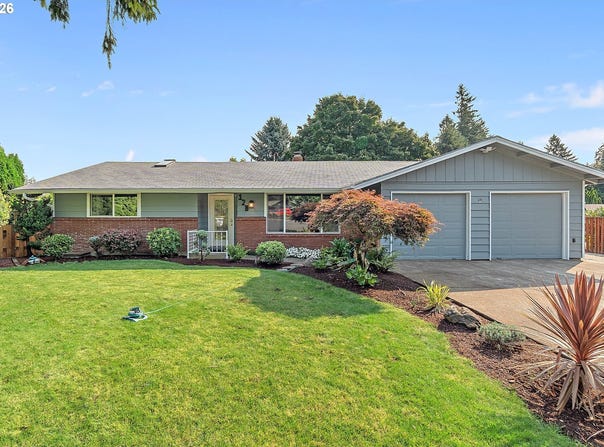 128 NE 12TH Ave, Canby, OR 97013
