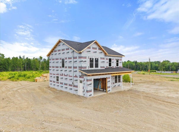 23 Blue Sky Drive, Levant, ME 04456