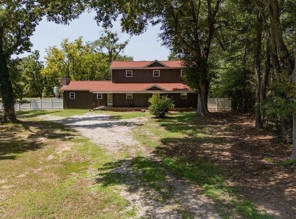 2935 14 Highway, Laurens, SC 29360