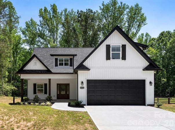 5005 Oconee Drive, Stanley, NC 28164