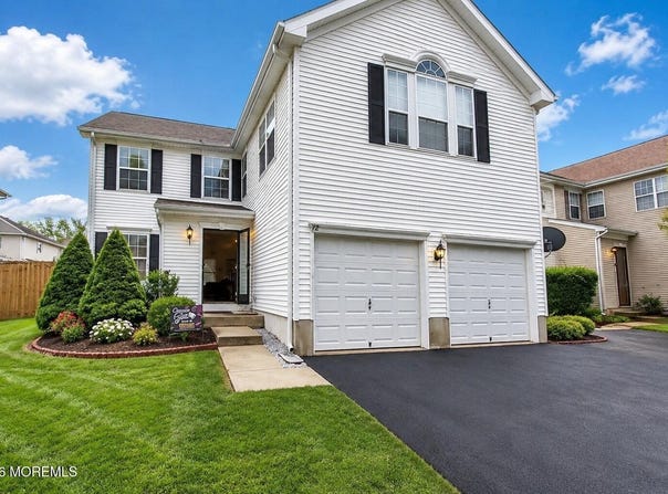 12 Durham Drive, Columbus, NJ 08022