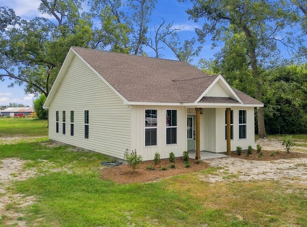 607 Lee Street, Blackshear, GA 31516
