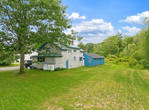 132 Washington Street, Oakland, ME 04963