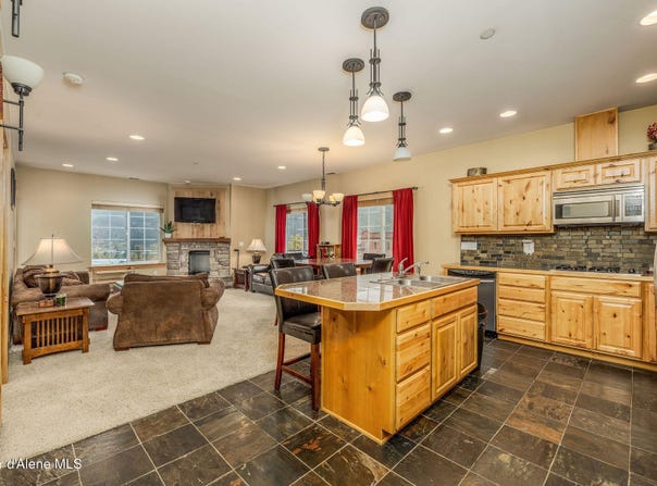 308 Ohio Ave, Kellogg, ID 83837